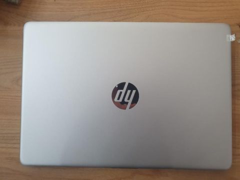 HP 15s fq2028TU i5 1135G7/8GB/512GB/15.6