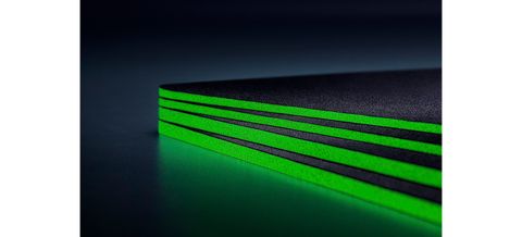 Miếng lót chuột và bàn phím Razer Gigantus V2