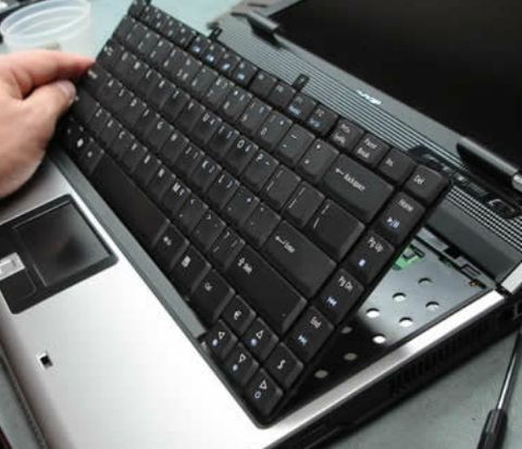 Bàn Phím Laptop Toshiba Satellite R700