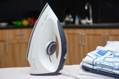  Bàn ủi khô Philips GC160 