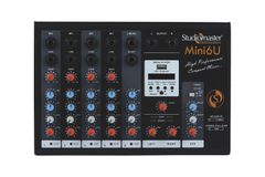  bàn điều khiển Studiomaster Mini 6u 