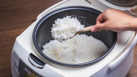 Những lưu ý cần thiết khi nấu cơm bằng nồi cơm điện mà bạn nên biết đến