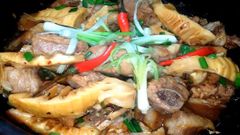  Cách làm sườn kho măng đậm đà bắt cơm hấp dẫn đơn giản 