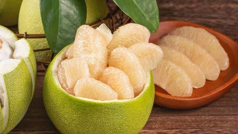 Mách bạn cách bảo quản bưởi lâu ngày mà vẫn xanh, ngon mọng nước