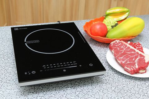 Bếp điện từ Electrolux ETD40
