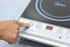  Bếp điện từ Midea MI-B2015DE 