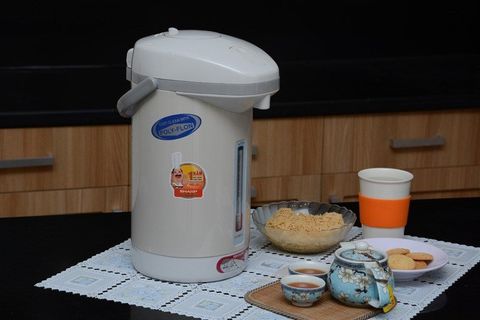 Bình thủy điện Sharp KP-31BTV