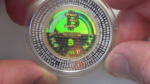Bitcoin vật lý - đồng xu giá trị nhất thế giới