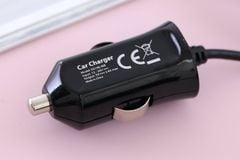  Sạc xe hơi Type C 2.4A 1m Xmobile DS196-WB Đen 