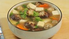  Cách nấu canh hạt sen đậm đà, ngọt nước chay mặn đều dùng được 