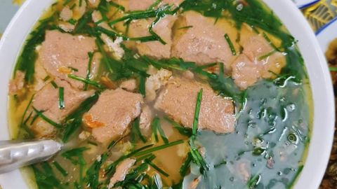 Cách nấu canh riêu cua nấu mẻ độc lạ, cực ngon cho cả nhà