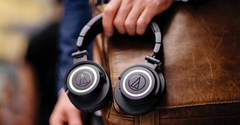  Tai nghe Audio Technica của nước nào? Có tốt không? Nên mua không? 