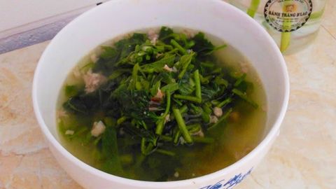 Cách nấu canh rau lang nấu thịt băm thơm ngon, giải nhiệt cơ thể