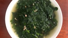  Cách nấu canh rau chùm ngây thịt băm hạ nhiệt cho các bữa cơm ngày nóng 