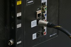  Cáp Optical 3m Vcom CV904 Đen 