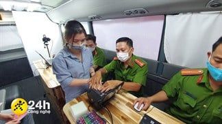 Tin vui: Từ 1/5 Công an TP.HCM sẽ nhận hồ sơ cấp CCCD gắn chíp cho người dân tạm trú trên địa bàn, đi đổi nhanh thôi mọi người ơi!