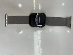  Apple Watch Series 7 GPS + Cellular, 41mm Silver Stainless Steel Case with Silver Milanese Loop (MKHX3VN/A) 