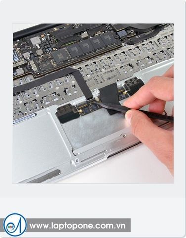 Sửa iPhone SE mất la bàn lấy liền quận 5
