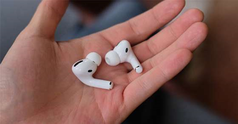 Hướng dẫn chi tiết cách vệ sinh tai nghe AirPods và EarPods