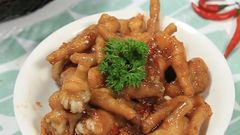 3 cách làm chân gà xào cay, xào sả ớt, xào giấm ớt thơm ngon hấp dẫn 