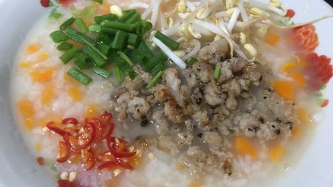 Cách nấu cháo thịt băm cà rốt thơm ngon đầy dinh dưỡng cho bữa sáng