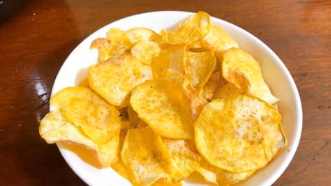 Cách làm bim bim khoai lang bằng nồi chiên không dầu giòn tan ăn vặt cực đã