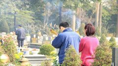  Tảo mộ là gì? Văn khấn, những điều cần chuẩn bị, lưu ý khi đi tạ mộ 