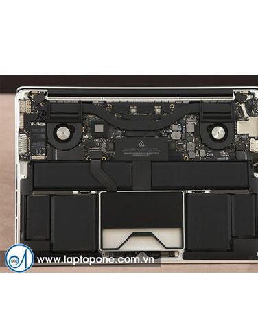 Macbook air repair in hcmc