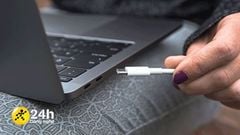  Mẹo tăng tốc độ sạc pin trên máy tính nhanh như chớp mắt, rất hữu ích mà ai dùng laptop cũng nên biết 