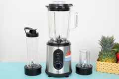  Máy xay sinh tố Crystal TB-6810A 