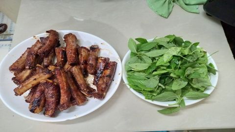Cách ướp sườn que nướng mật ong ngon đậm đà, thơm lừng hấp dẫn