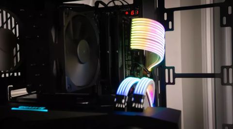 Đánh Giá Lian Li Strimer Plus V2 Nâng Tầm Pc Của Bạn Với Dây Nguồn Rgb