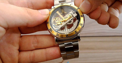 Đồng hồ Automatic chạy được bao lâu? Có cần lên dây cót không? 