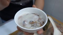  2 cách nấu chè đậu trắng bằng nồi cơm điện đơn giản dẻo ngọt không bị nát 