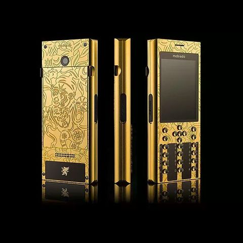 Điện Thoại Mobiado Gold Majestic Monkey