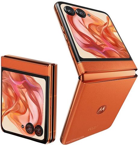 Điện thoại Motorola Razr 50