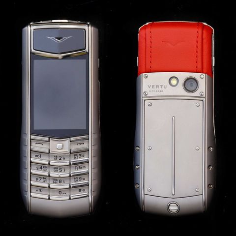 Điện Thoại Vertu Ascent Ti Red