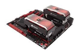 Dominator® Platinum 32Gb (2 X 16Gb) Ddr4 Dram 2800Mhz C16