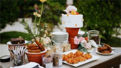  Cách trang trí bàn tiệc cocktail đơn giản nhưng không kém phần sang trọng 