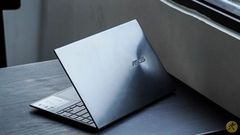  Đánh giá chi tiết ASUS ZenBook UX425JA: Siêu mỏng nhẹ, siêu bền bỉ nhưng vẫn đa cổng kết nối tiện lợi 