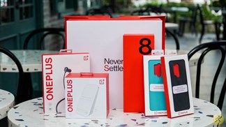 Trên tay bộ quà OnePlus 8 Pro 5G chính hãng: Nhiều phụ kiện giá trị dành riêng cho bạn, tổng giá trị lên đến 5 triệu