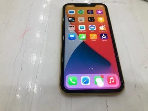 Điện thoại iPhone 11 64GB Yellow (2020)