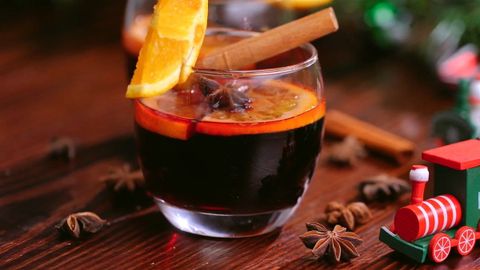 Cách làm rượu vang nóng gluhwein để nhâm nhi cùng gia đình dịp giáng sinh