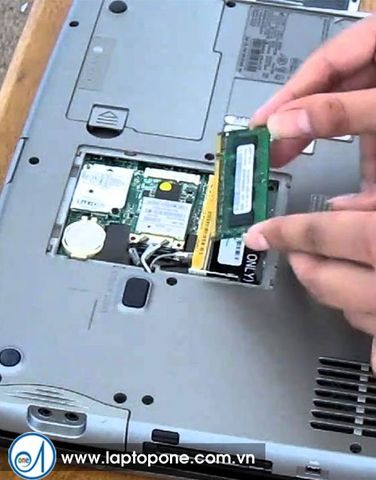 Sửa iPhone 7 Plus hư IC nguồn giá rẻ