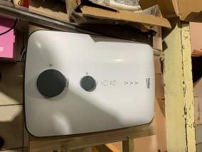 Máy nước nóng trực tiếp Beko 3500W BWI35S1A-213