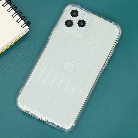 Ốp lưng iPhone 11 Pro Nhựa dẻo Luggage Nake Slim JM Nude