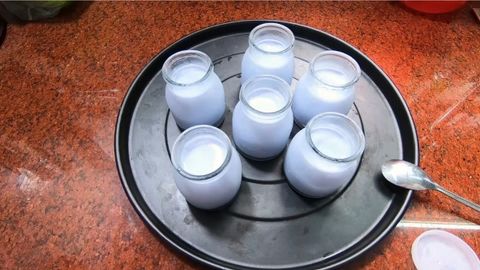 3 cách làm sữa chua hoa đậu biếc đẹp mắt dẻo mịn thơm ngon