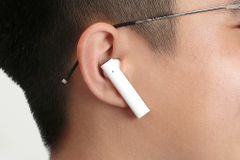  Tai nghe Bluetooth TWS Earphones 2 Basic Xiaomi BHR4089GL Trắng 