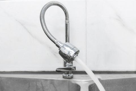 Vòi rửa chén xoay 360 độ tăng áp đồng Eurolife EL-RC01