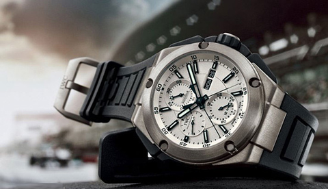 Đồng hồ chronograph là gì? Cách nhận biết và 3 lưu ý khi mua